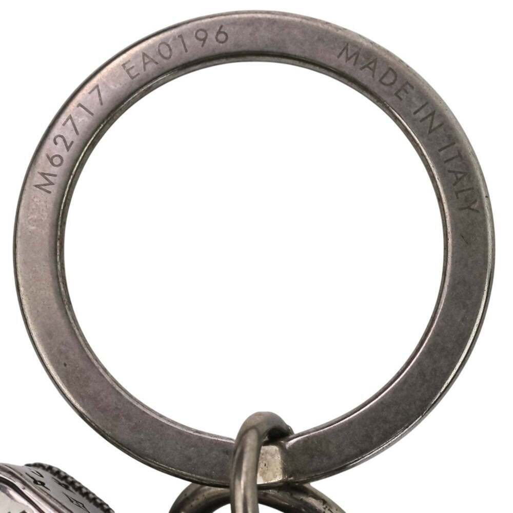 LOUIS VUITTON The Sirius Travel Monogram Bag Charm Key Ring M62717 Silver Col... - Picture 13 of 16